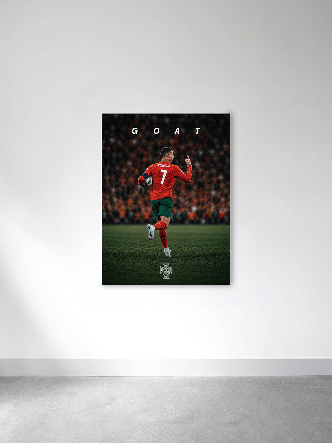 Ronaldo GOAT Canvas Wall Art – Portugal Football Legend Motivational Sports Poster for Fans & Home Decor
